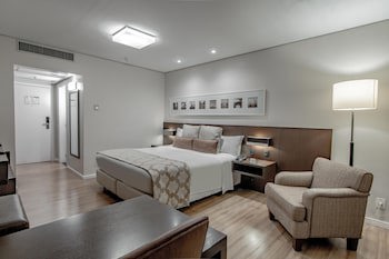 Hotel Deville Prime Porto Alegre