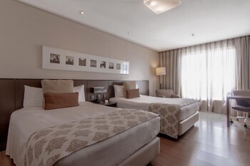 Hotel Deville Prime Porto Alegre