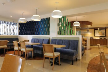 Holiday Inn Express Piedras Negras, An Ihg Hotel