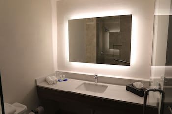 Holiday Inn Express Piedras Negras, An Ihg Hotel