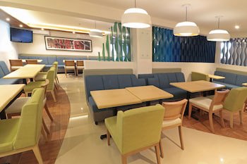 Holiday Inn Express Piedras Negras, An Ihg Hotel