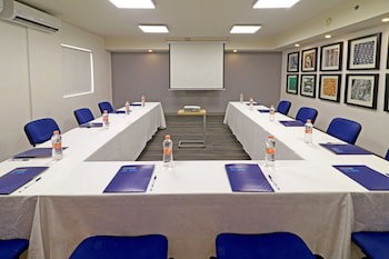 Holiday Inn Express Piedras Negras, An Ihg Hotel