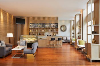 Courtyard By Marriott Bandung Dago