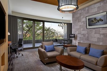 Courtyard By Marriott Bandung Dago