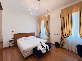 Rechigi Park Hotel galeri fotoğrafı