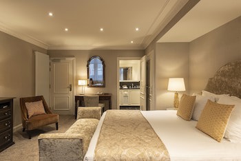 Dukes Palace Residence