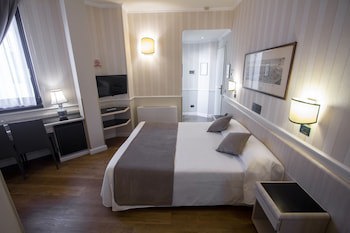 Hotel Flora galeri fotoğrafı
