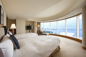 The Yokohama Bay Hotel Tokyu