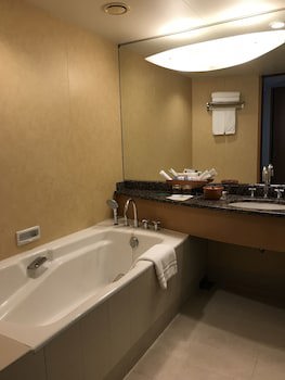 The Yokohama Bay Hotel Tokyu