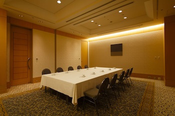 The Yokohama Bay Hotel Tokyu
