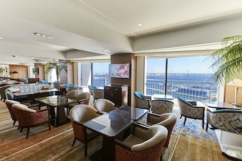 The Yokohama Bay Hotel Tokyu