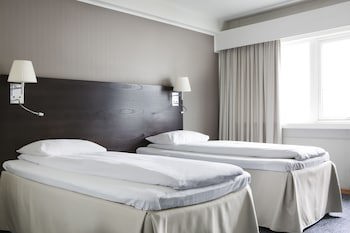 Comfort Hotel Victoria Floro, Markegata 43, 6900, Norway