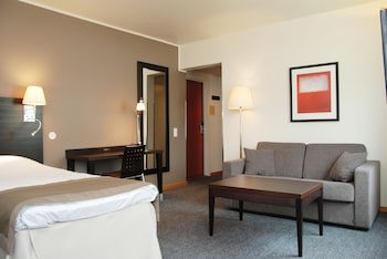 Comfort Hotel Victoria Floro, Markegata 43, 6900, Norway