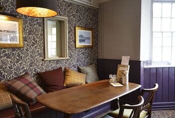 Red Lion Hotel By Greene King Inns
