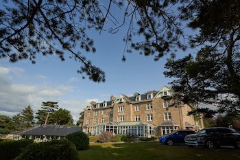 Golf View Hotel & Spa