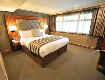 Frensham Pond Country House Hotel & Spa