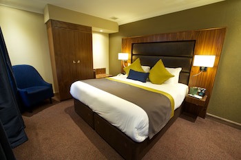 Frensham Pond Country House Hotel & Spa