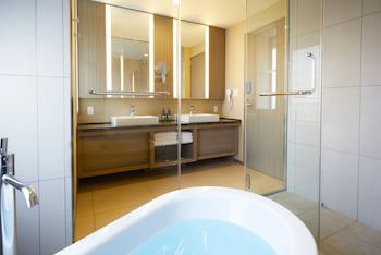 Ana Crowne Plaza Chitose, An Ihg Hotel