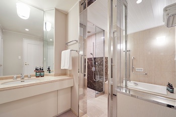 Ana Crowne Plaza Chitose, An Ihg Hotel