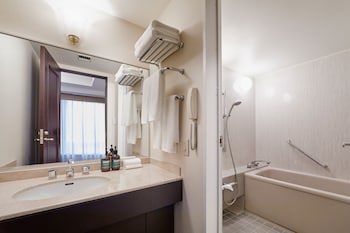 Ana Crowne Plaza Chitose, An Ihg Hotel