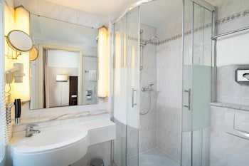 Leonardo Hotel Berlin KUDAMM galeri fotoğrafı