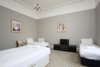 Cairn Hotel