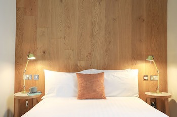 Cairn Hotel