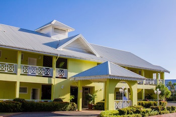 Bay Gardens Hotel
