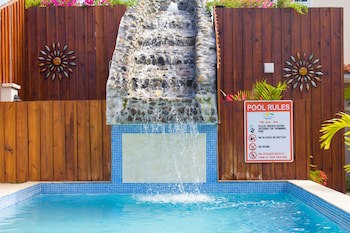 Bay Gardens Hotel
