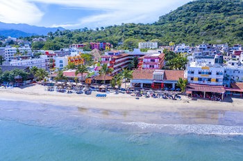 Decameron Los Cocos Guayabitos, Ramada All-Inclusive Resort