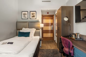 Clarion Hotel Admiral