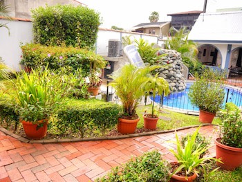 Santo Tomas Hotel