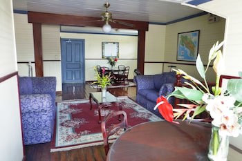 Santo Tomas Hotel