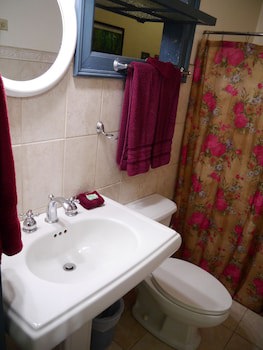 Santo Tomas Hotel