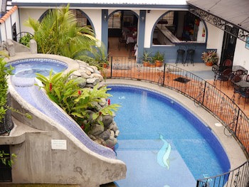 Santo Tomas Hotel