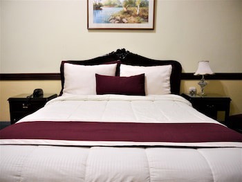 Santo Tomas Hotel