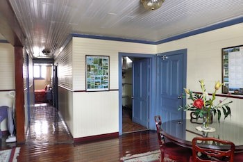 Santo Tomas Hotel