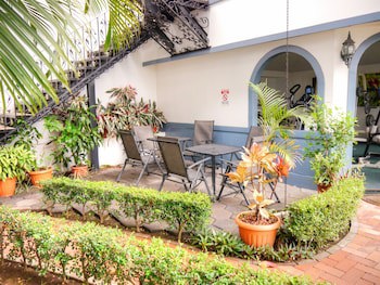 Santo Tomas Hotel