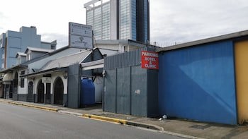 Santo Tomas Hotel