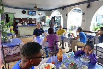 Santo Tomas Hotel