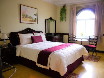 Santo Tomas Hotel