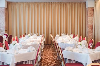 Premier Hotel Rus