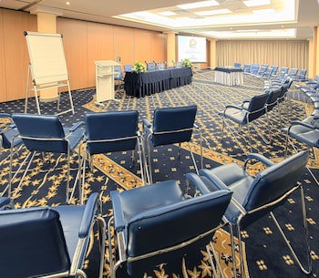 Premier Hotel Rus
