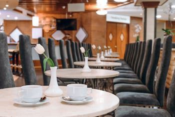 Premier Hotel Rus