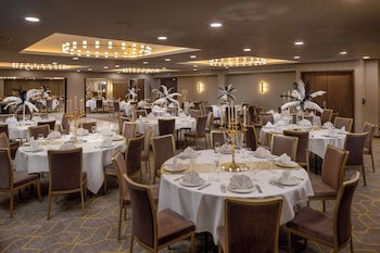 Holiday Inn London Gatwick - Worth, An Ihg Hotel