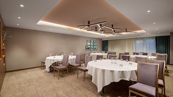 Holiday Inn London Gatwick - Worth, An Ihg Hotel