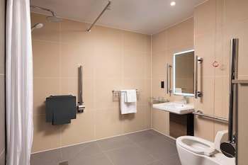 Holiday Inn London Gatwick - Worth, An Ihg Hotel