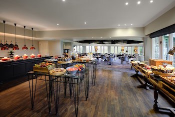 Delta Hotels By Marriott St. Pierre Country Club