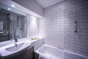 Doubletree By Hilton Cheltenham-Cotswolds