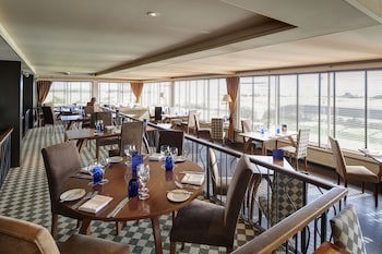 Royal Golf Hotel